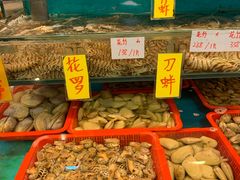 -鲜入围煮花胶鸡海鲜火锅