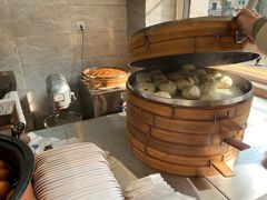 -李与白包子铺(桐梓林店)