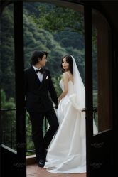 -易摄影婚纱摄影工作室