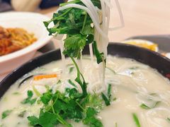 -大食代美食广场(月星环球港店)