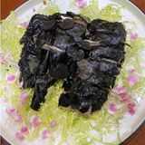 黑鬆露燒鵝，美味不可挡
