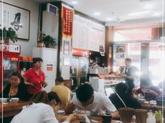 大堂-老白家面馆(测绘东路总店)