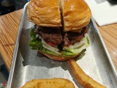 菠萝牛肉堡-魏斯理汉堡(西安沣东吾悦店)