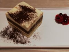 -必胜客(东大桥店)