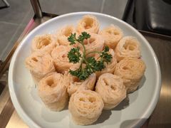 -左庭右院鲜牛肉火锅(金山万达店)