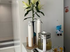 -卡罗酒店(东门晒布地铁站店)