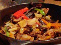 -草窝烤鸭·新京菜(振华广场店)