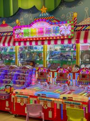-莫莉幻想儿童乐园(武汉经开永旺店)