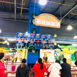 -维佳童话镇演出现场(徐东店)