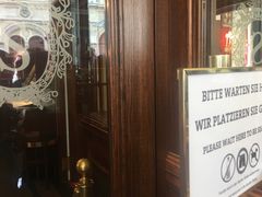 -Cafe Sacher(WIEN)