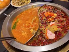 -沸炉重庆老火锅(军事博物馆店)