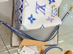 -用真奢侈品名表名包回收中心(朝阳万达店)