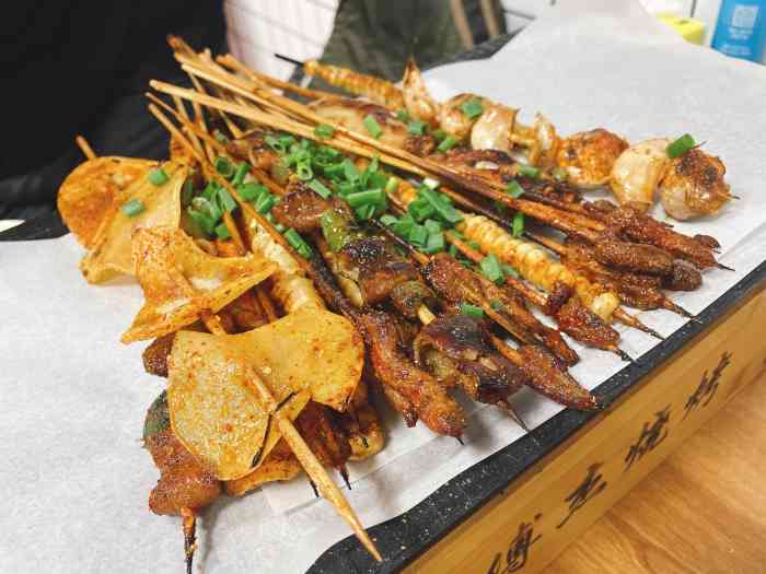 涪陵人家傅杰烧烤-"[薄荷]环境:距离消防总队很近 这家烧.