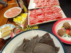-沸炉重庆老火锅(军事博物馆店)