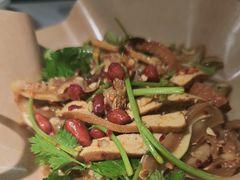 -费大厨辣椒炒肉(高铁吾悦广场店)