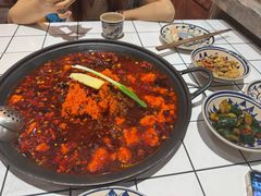 -旧街市鲜货老火锅(大光路店)