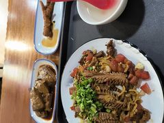 -荣荣面馆(丹溪大道店)