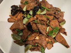 -闫府私房菜·老字号(恒隆店)