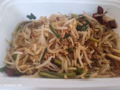 小炒笨豆芽-添福来墨鱼饺子 · 海鲜东北菜(大连星海·黄浦路店)