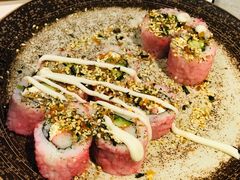 樱花芝士寿司-春树下·树屋花房西餐厅(罍街AS1980店)