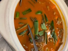 -霄汉牛三鲜湖北砂锅菜(万松园2店)