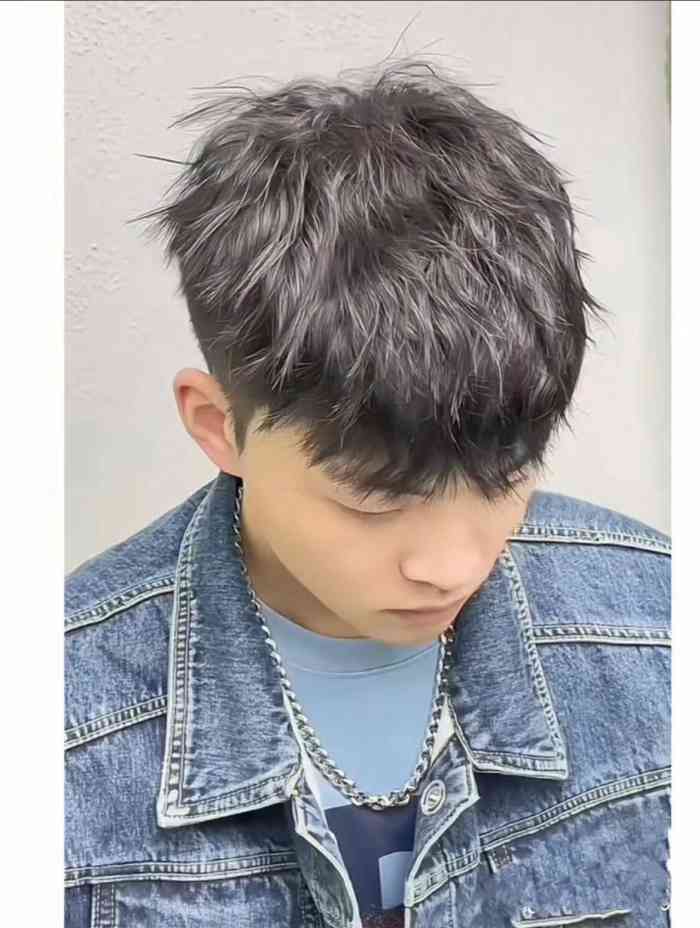 杜尚发型(余之城店)