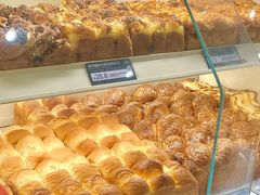 -HOT CRUSH趁热集合·现烤面包(环球港店)