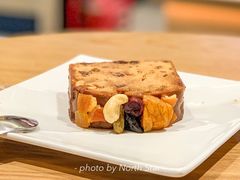 -星巴克臻选(华堂·新辰汇店)