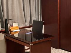 -上海龙之梦万丽酒店