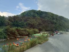 -雅鲁激流探险漂流