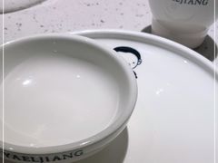 -江渔儿酸菜鱼·拔草餐厅(虎门君乐汇店)