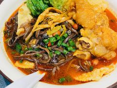 -丽丽三鲜螺蛳粉(田林路店)