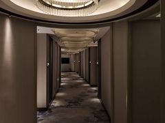 -浅深(世茂滨江精品店)