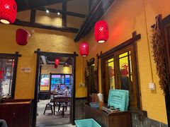 -富正毅三下锅·湘西韵味(天门山索道店)