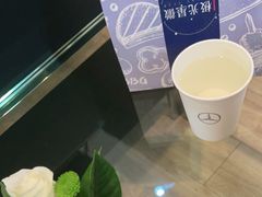 -奔驰北京极光星徽(四元桥店)