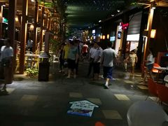 -三亚湾红树林度假酒店美食街