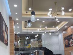 -佰搭果·广式茶餐厅(西华路店)