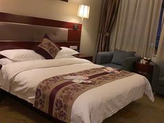 -西港航空酒店(银川南门广场机场巴士店)