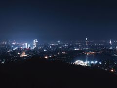 -紫金山山顶公园