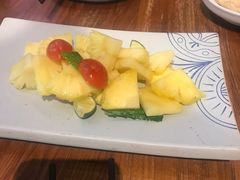 青柠檬拌鲜菠萝-云海肴云南菜·蒸汽石锅鱼(北京良乡华冠店)