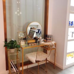 -F.N冻龄皮肤管理中心