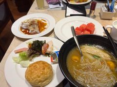 -广州中心皇冠假日酒店