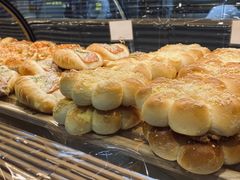 -小蜜蜂·Bakery&Coffee(翰子花园店)