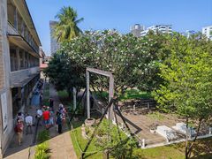 -吐斯廉屠杀博物馆