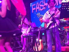 -喜鹊音乐酒馆(西街店)