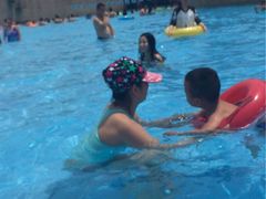 -汤山欢乐水世界
