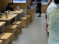 -李与白包子铺(桐梓林店)