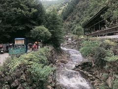 -龙潭峡谷漂流