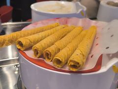 -龍歌自助小火锅(市北CBD万达店)