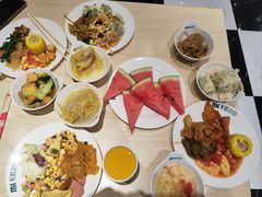 -梦航彩虹之约自助餐厅(华府天地店)